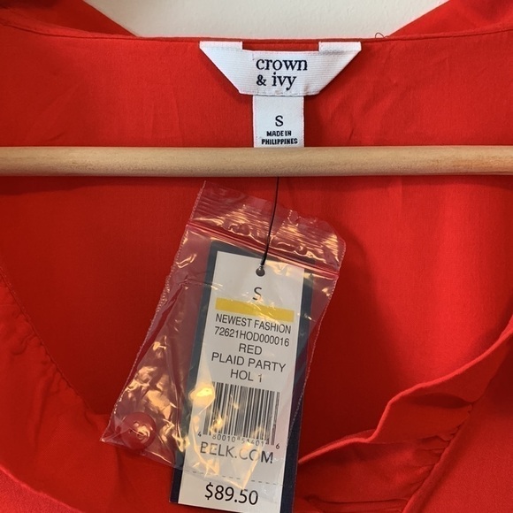 New! Crown & Ivy Red Ruffle Neck Shift Dress Size Small - Picture 11 of 16